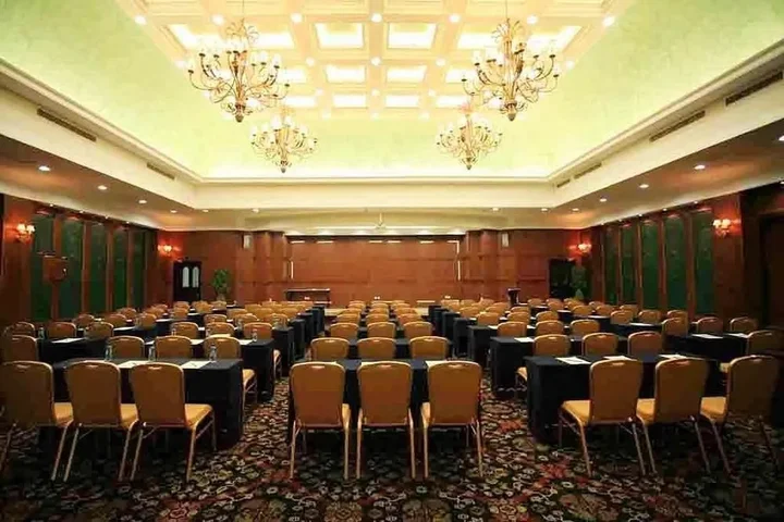 Тяньцзинь: Century Tehall Hotel