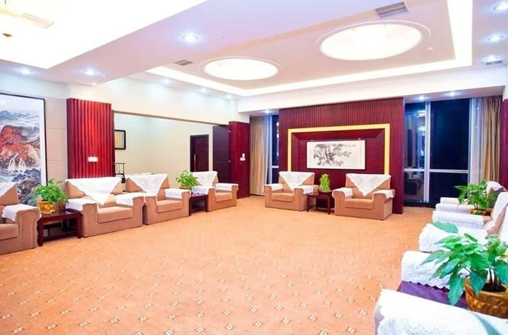 Ухань: Wuhan Newport International Hotel