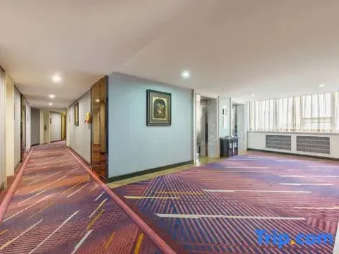 Далянь: Aulicare Hotel