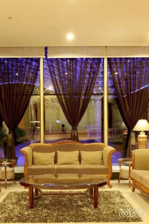 Далянь: Aulicare Hotel
