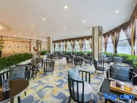 Далянь: Aulicare Hotel