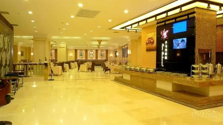 Инкоу: Lihua International Hotel