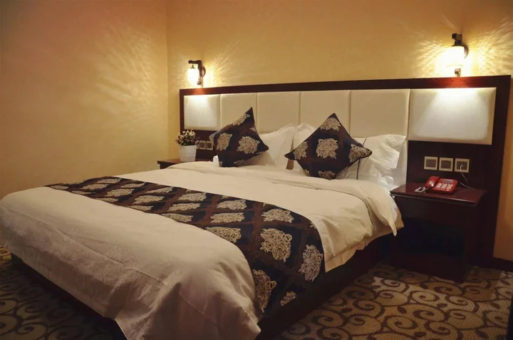 Куньмин: Kunming July Hotel