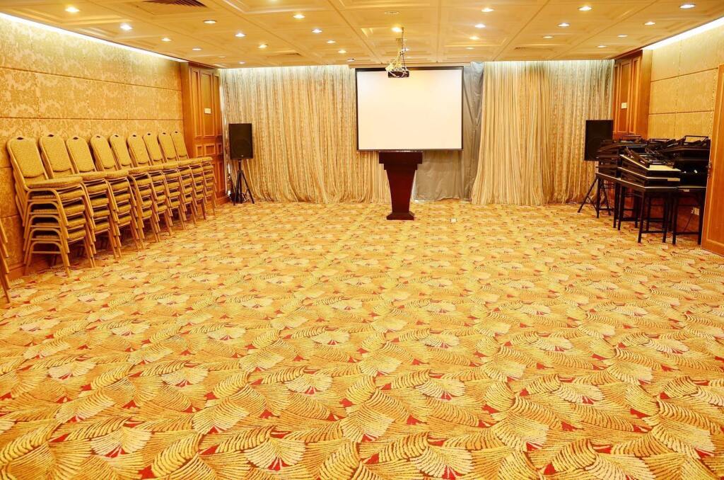 Шэньчжэнь: Red Star Coast Hotel - Shenzhen
