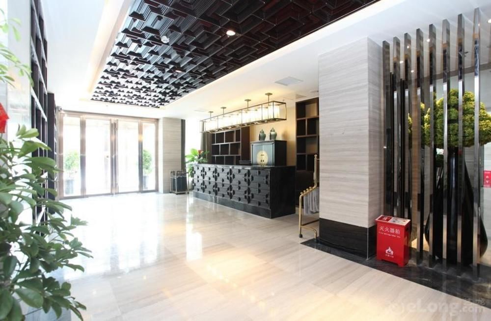 Чжэнчжоу: Xidu Hotel