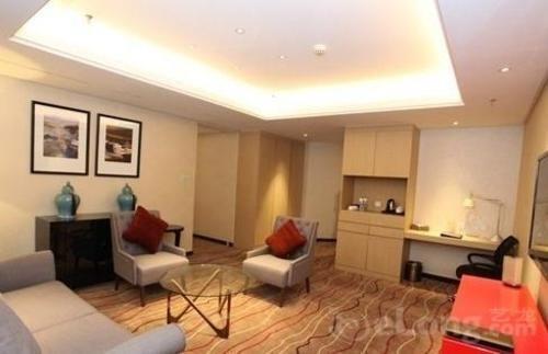 Чжэнчжоу: Xidu Hotel