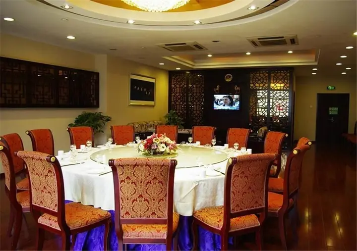 Лоян: Luoyang Kailai Hotel