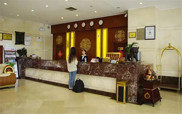 Лоян: Luoyang Kailai Hotel