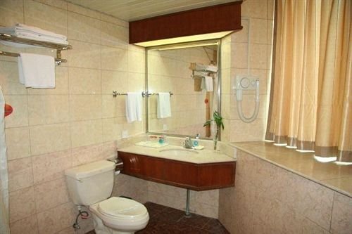 Лоян: Luoyang Kailai Hotel