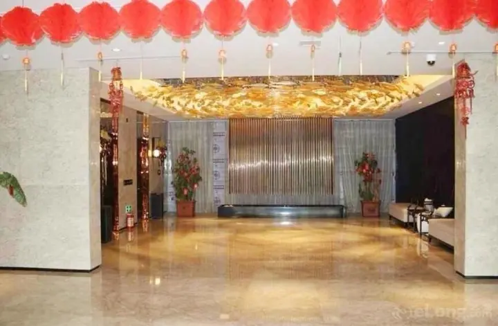 Чжэнчжоу: Maritime Hotel (Zhengzhou Century Amusement Park Zhongyuan Tower)