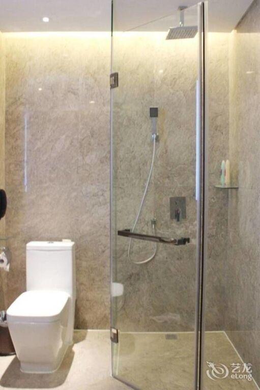 Чжэнчжоу: Maritime Hotel (Zhengzhou Century Amusement Park Zhongyuan Tower)