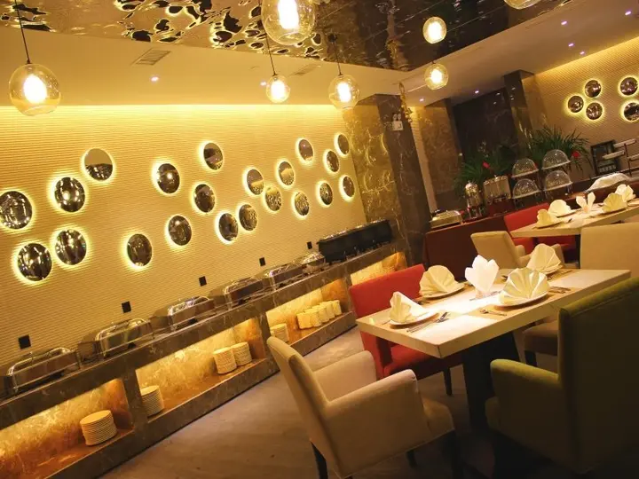 Чжэнчжоу: Maritime Hotel (Zhengzhou Century Amusement Park Zhongyuan Tower)