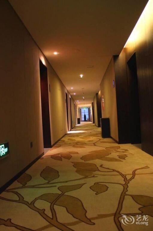 Чжэнчжоу: Maritime Hotel (Zhengzhou Century Amusement Park Zhongyuan Tower)