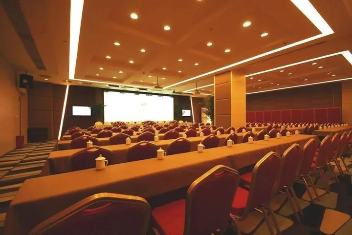 Чжэнчжоу: International Hotel Weilai Road - Zhengzhou