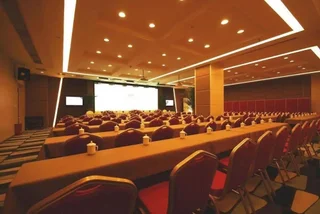Чжэнчжоу: International Hotel Weilai Road - Zhengzhou