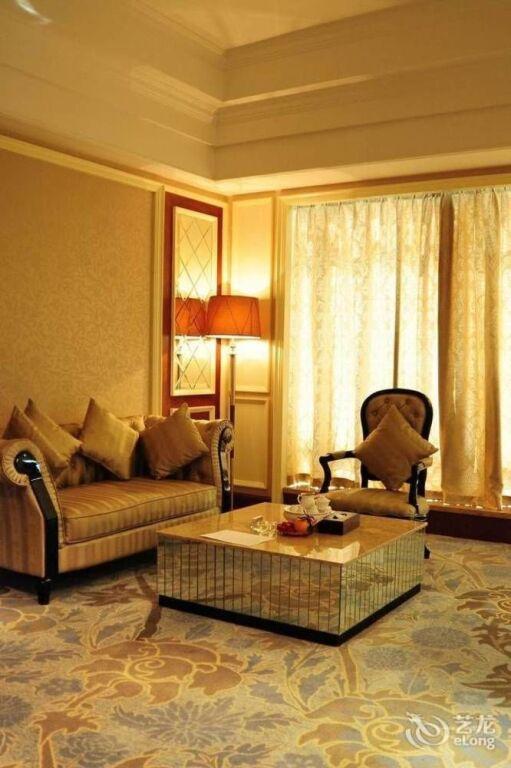 Чжаоцин: Royal Holiday Hotel - Zhaoqing
