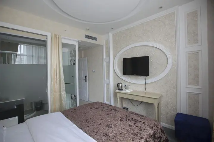 Ухань: Roman Holiday Hotel (Wuhan Xibei Lake)