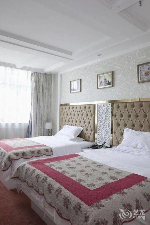 Ухань: Roman Holiday Hotel (Wuhan Xibei Lake)