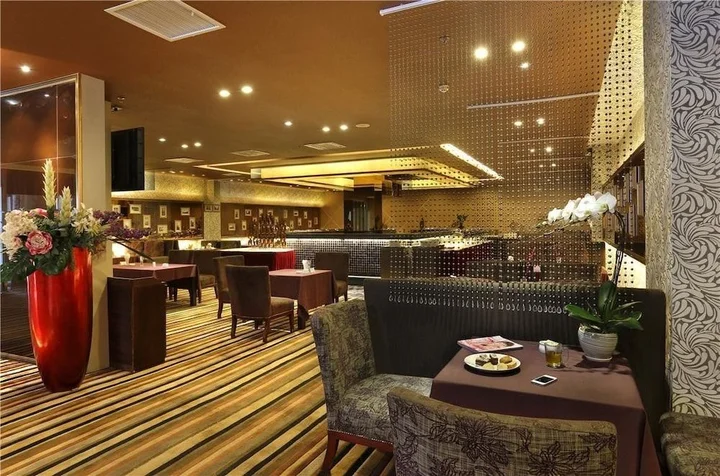 Куньмин: Herton Hotspring Hotel