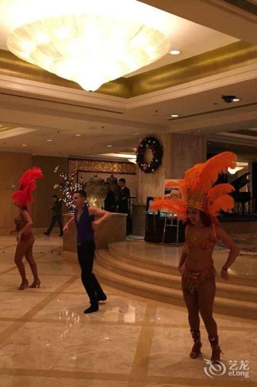 Наньян: Tianrun Fullregal International Hotel