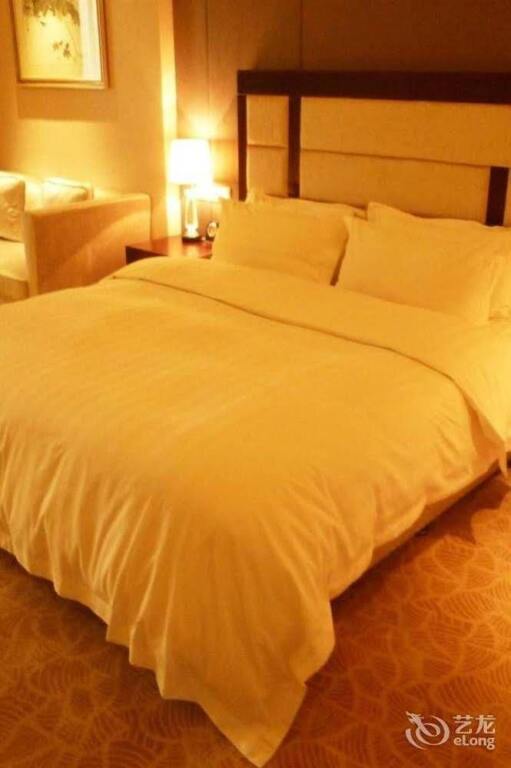 Пекин: Yangguang Licheng Hot Spring Hotel - Beijing