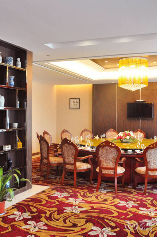Тайчжоу: Golden Phoenix Hotel