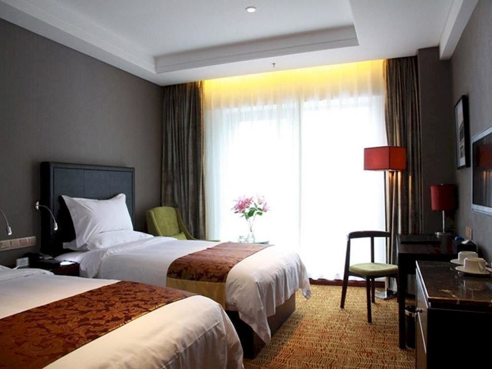 Тайюань: Taiyuan San Jin Business Hotel