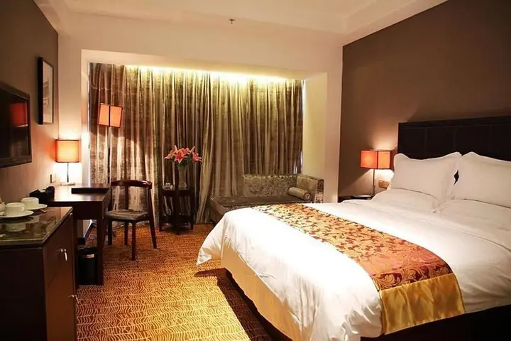 Тайюань: Taiyuan San Jin Business Hotel