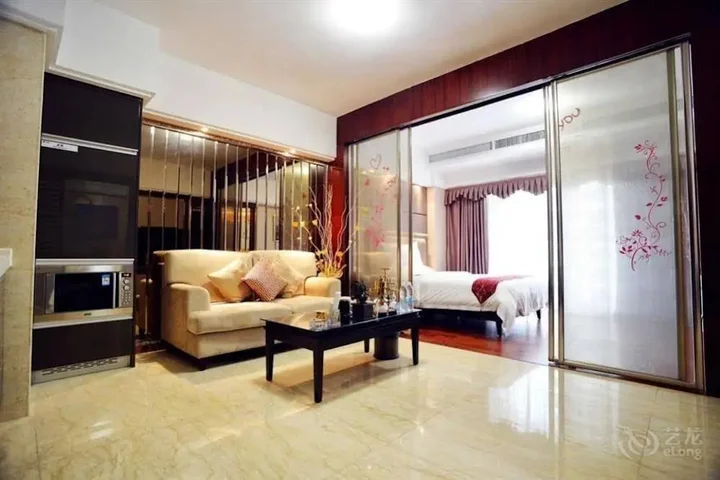 Фошань: Private Enjoy Home Apartment