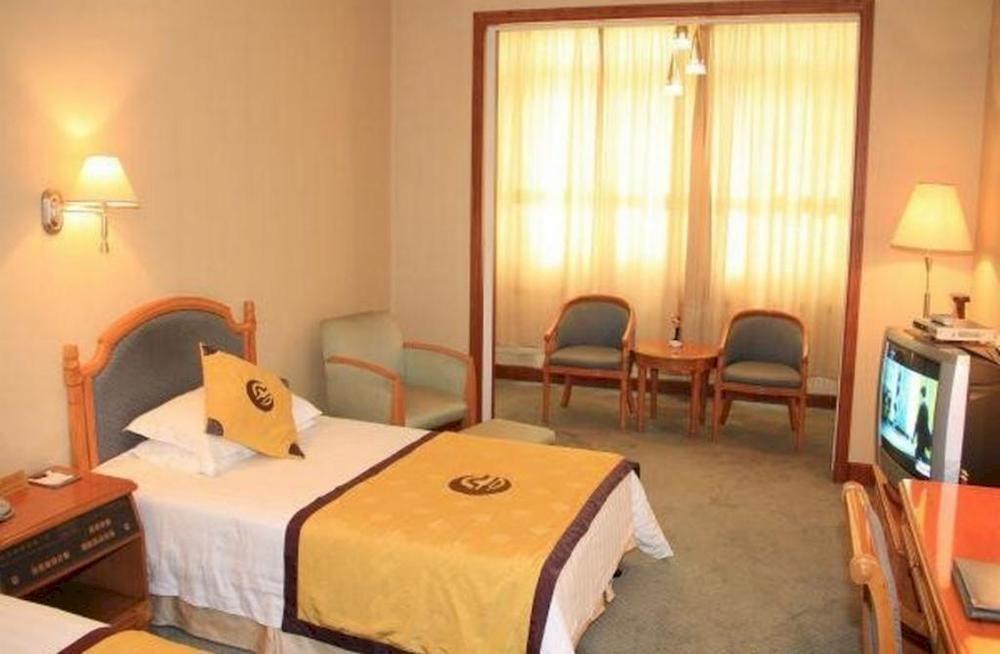 Янчжоу: The Twenty Four Bridge Hotel