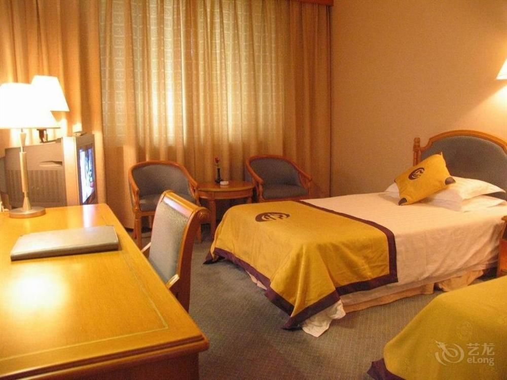 Янчжоу: The Twenty Four Bridge Hotel