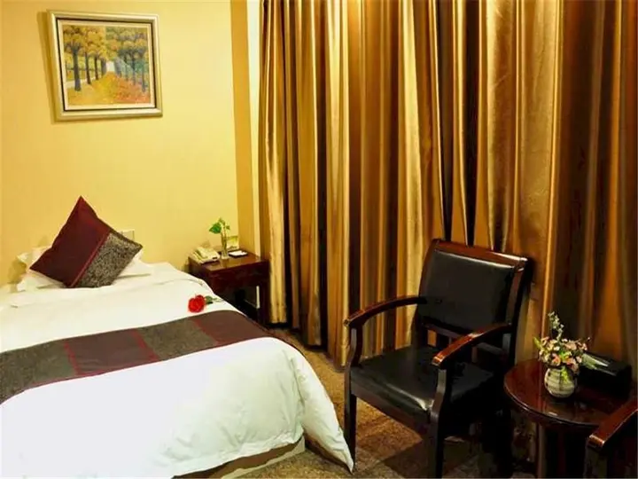 Ордос: Erdos Sunshine Lateqi Ost Hotel