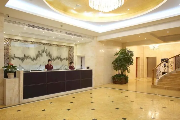 Ханчжоу: 杭州日森商务酒店(原诗铂睿名庭酒店)