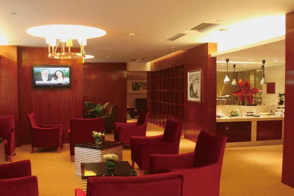 Цзинин: Sun Plaza International Hotel