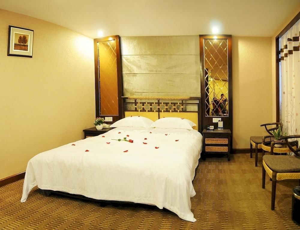 Шанграо: Sanqingshan Fashion Ya She Hotel