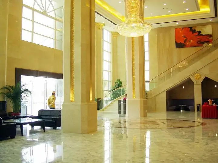 Шэньчжэнь: Treasure Hotel
