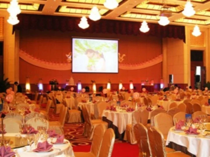 Джиангме: Guangdong Yinye Yanshan Hotel