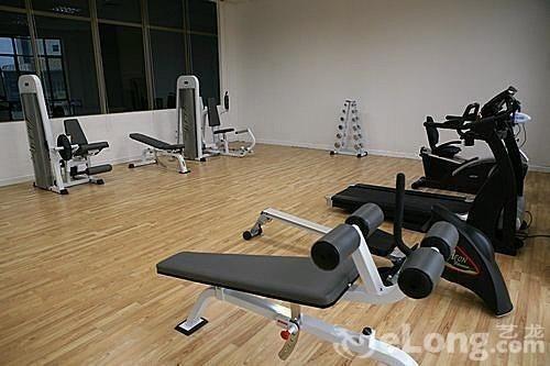 Джиангме: Guangdong Yinye Yanshan Hotel
