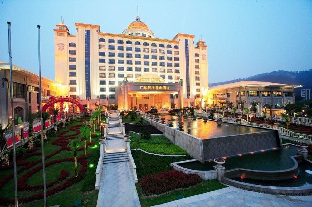 Джиангме: Guangdong Yinye Yanshan Hotel