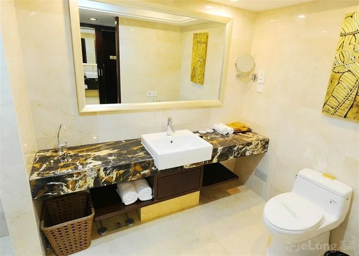 Наньян: Meixi International Hotel