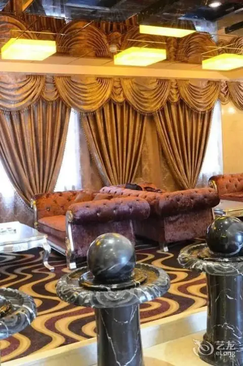 Иньчуань: Juli Liupanhong Hotel