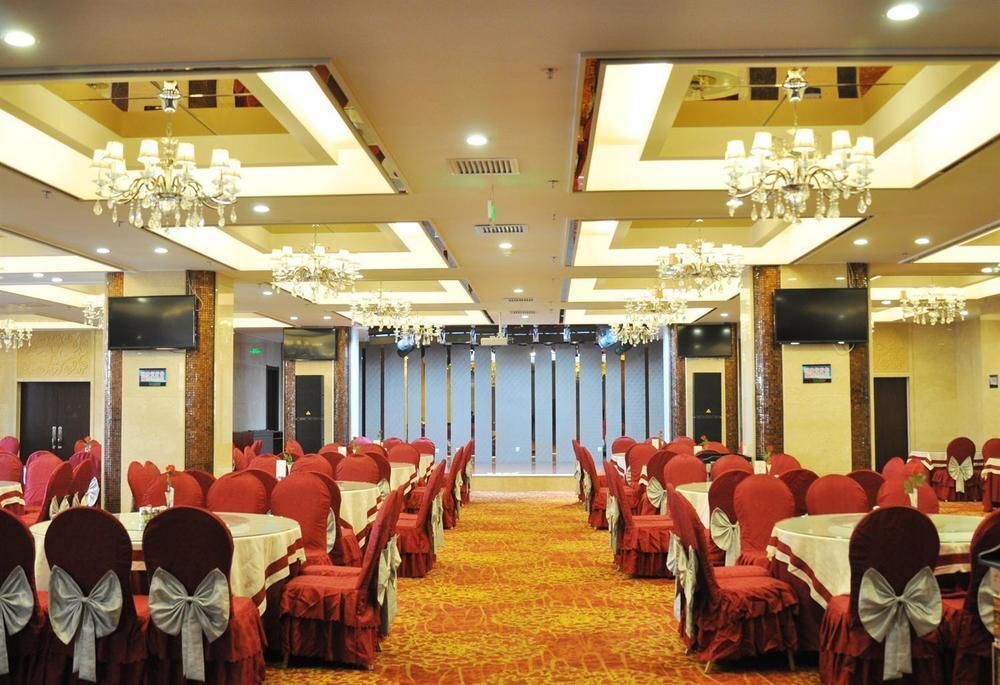 Иньчуань: Juli Liupanhong Hotel
