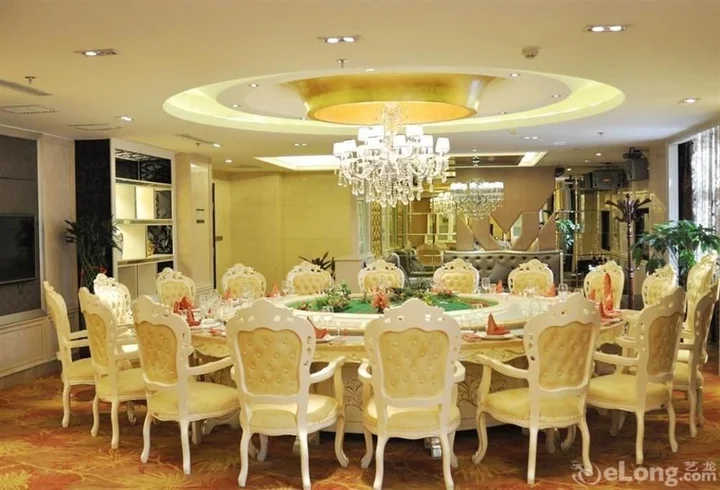 Иньчуань: Juli Liupanhong Hotel