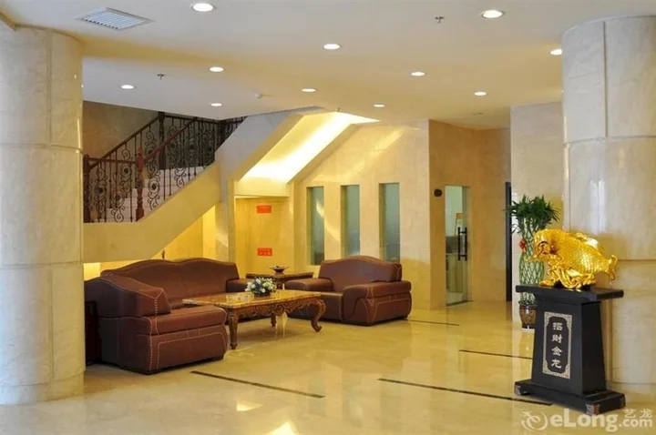 Иньчуань: Juli Liupanhong Hotel