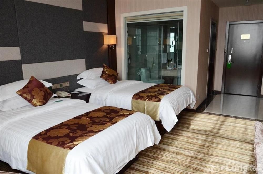 Иньчуань: Juli Liupanhong Hotel
