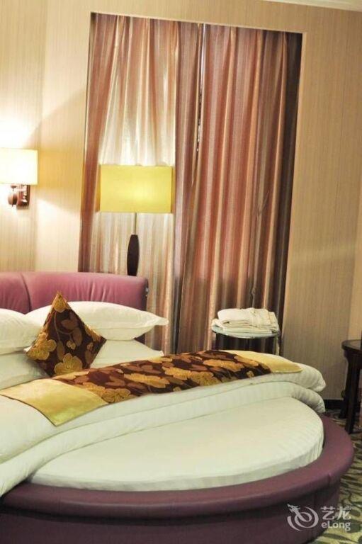 Иньчуань: Juli Liupanhong Hotel