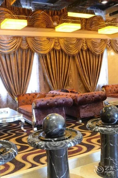 Иньчуань: Juli Liupanhong Hotel