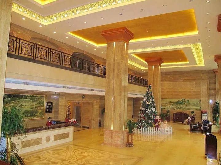 Хейан: Artland Peninsula Hotel