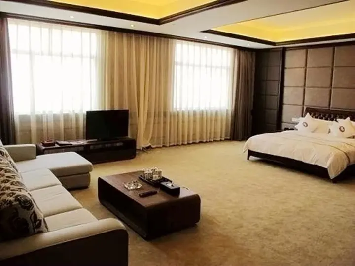 Хейан: Artland Peninsula Hotel