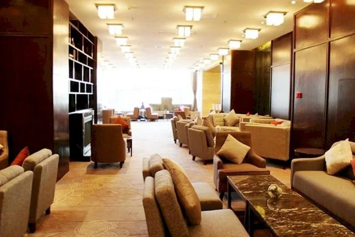 Циньхуандао: Qinhuangdao Peninsula Seasons Hotel And Apartment